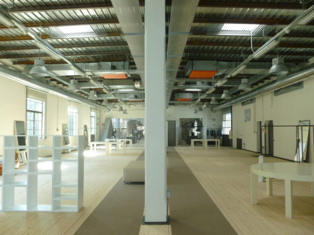 Show Room Watt